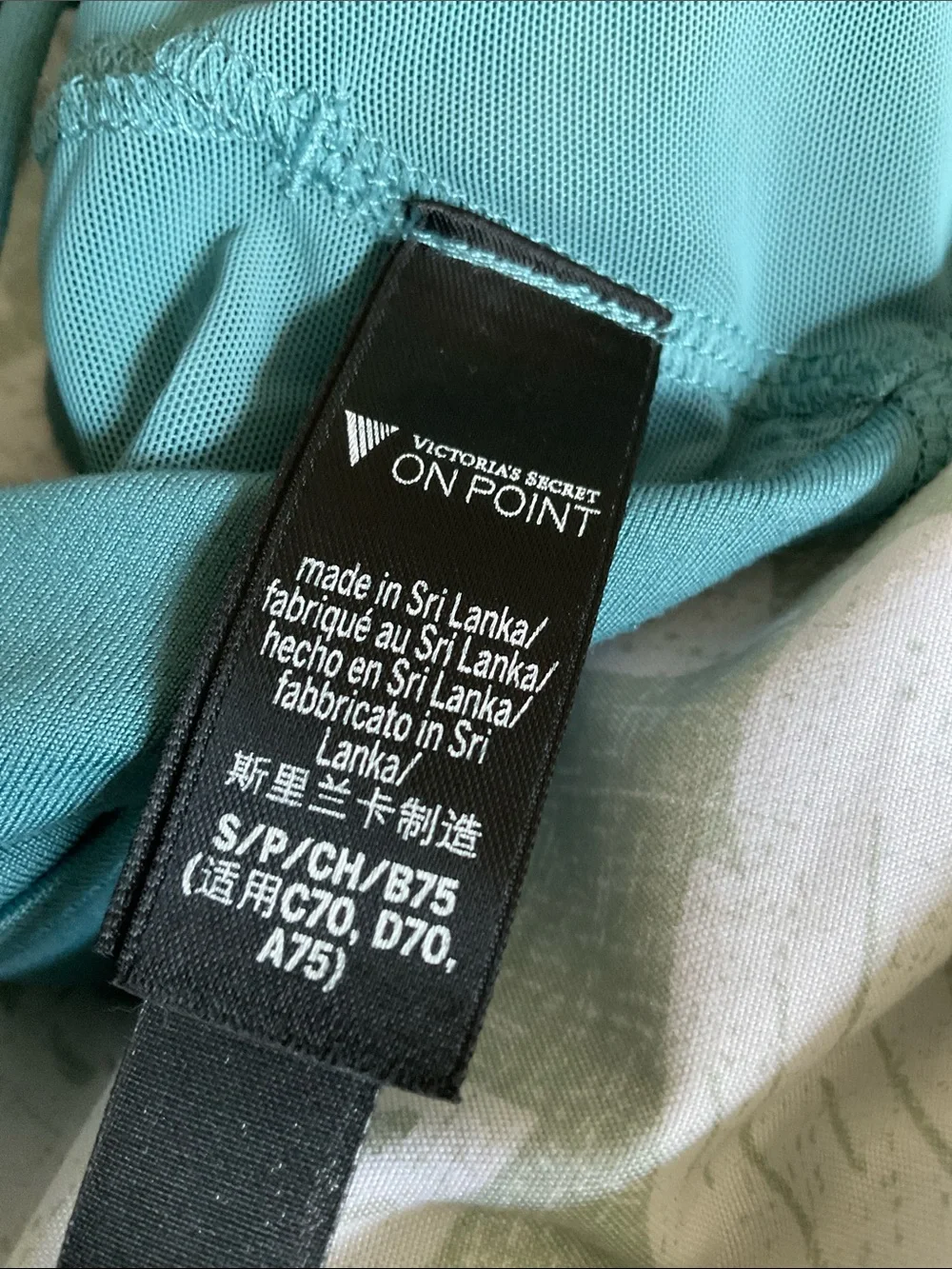 Victoria’s Secret on point sports bra